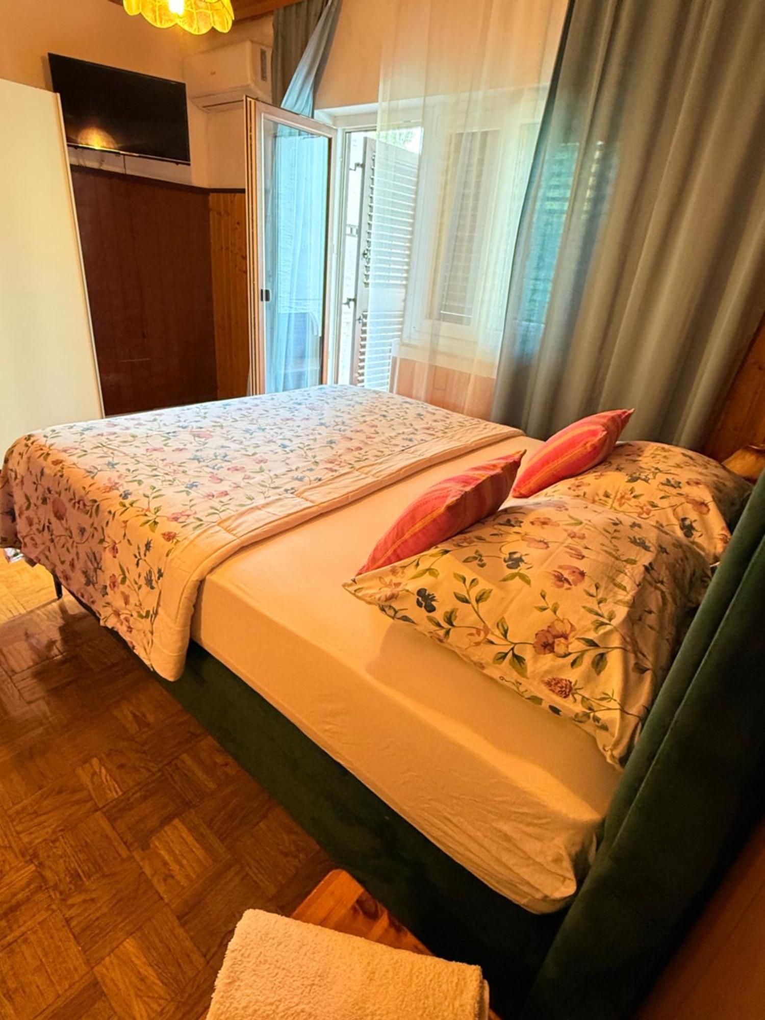 Apartmani Jelena Crikvenica Buitenkant foto