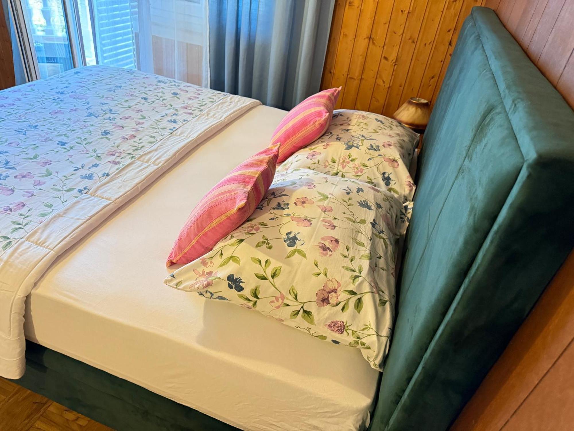 Apartmani Jelena Crikvenica Buitenkant foto
